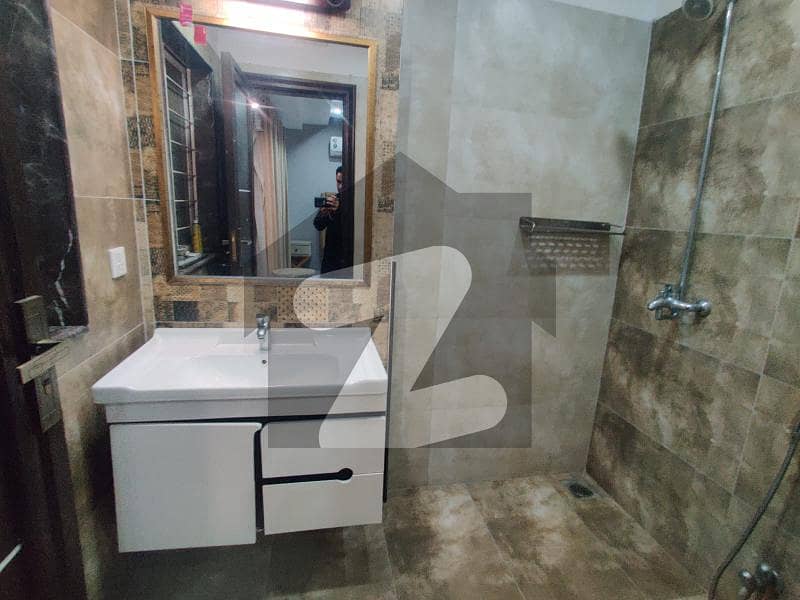 Studio Apartment Effeil Facing Bachelor Studio Apartment Effeil Facing Bachelor