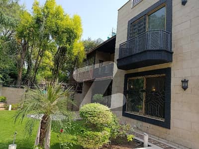 E-7 Corner House Available 94*100 With Extra Land