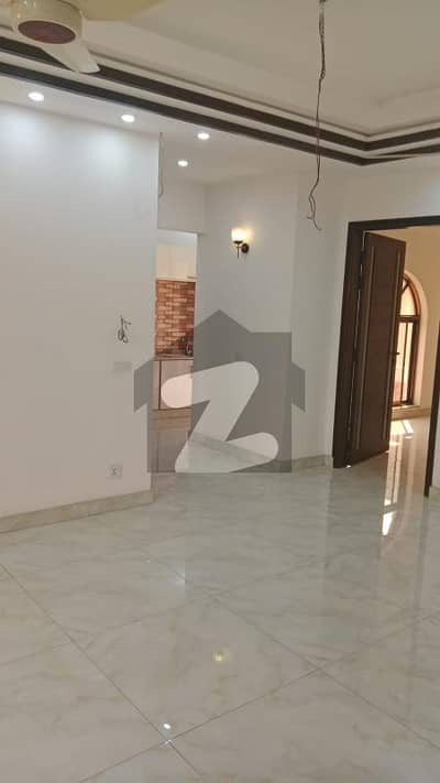 Brand New Corner House Neat And Clean Well Maintaine Near To Park Avlialab For Sale In Paragon City.