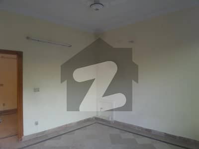 1250 Square Feet House In Central G-11/2 For rent