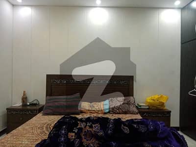 ڈیفینس چوک ڈی ایچ اے ڈیفینس,لاہور میں 3 کمروں کا 5 مرلہ مکان 85.0 ہزار میں کرایہ پر دستیاب ہے۔