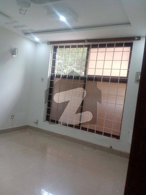 BEUTIFULL GRUND PORTION FOR RENT BEUTIFULL GRUND PORTION FOR RENT
