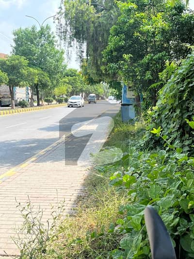 جناح گارڈنز ایف ای سی ایچ ایس,اسلام آباد میں 7 مرلہ رہائشی پلاٹ 95.0 لاکھ میں برائے فروخت۔