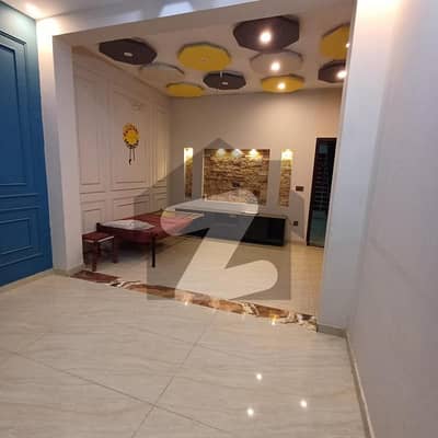 4 MARLA DOUBLE STORY FULL INDEPENDENT HOUSE AVAILABLE FOR RENT IN MILITARY ACCOUNT'S SOCIETY COLLEGE ROAD LAHORE