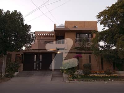 A Centrally Located House Is Available For sale In Karachi