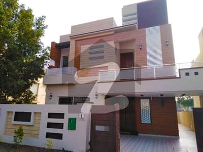 Like New 10 Marla Upper Portion For Rent In Janiper Sector C Block Bahria Town Lahore