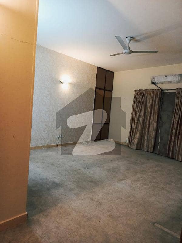 1 KANAL HOUSE IN DHA PHASE 3