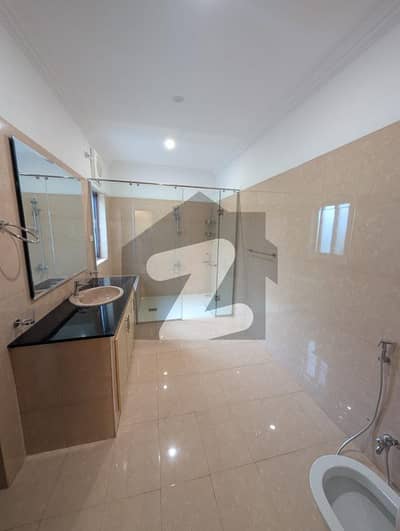 F10 EXCELLENT 1100SQY FURNISHED HOUSE ALONG WITH EXTRA LAND 12 BEDROOMS WOODEN AND MARBLED FLOORING