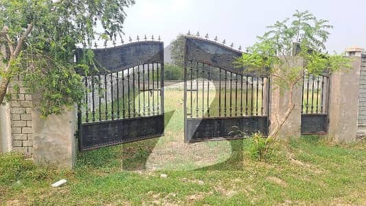 برکی روڈ کینٹ,لاہور میں 6 کنال رہائشی پلاٹ 3.9 کروڑ میں برائے فروخت۔