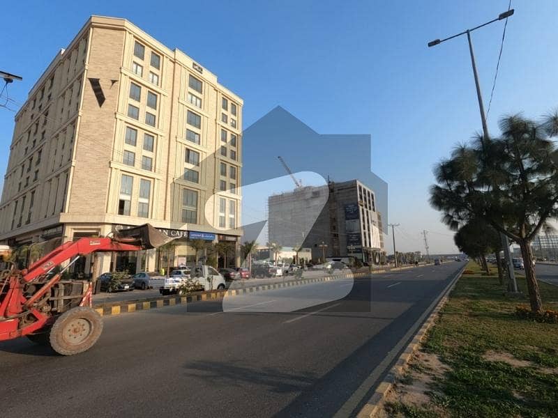 خیابانِ امین لاہور میں 1 کنال رہائشی پلاٹ 1.47 کروڑ میں برائے فروخت۔