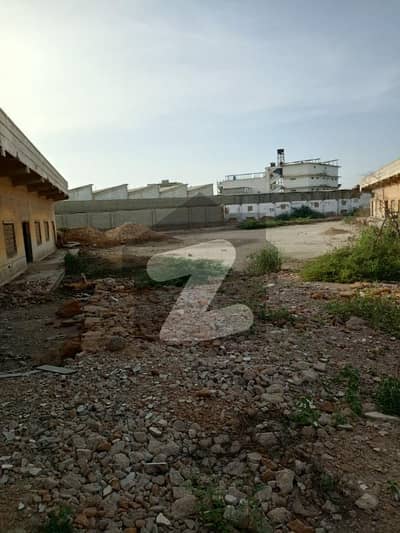 Industrial Plot Sale 2000 Yards In S. I. T. E Area