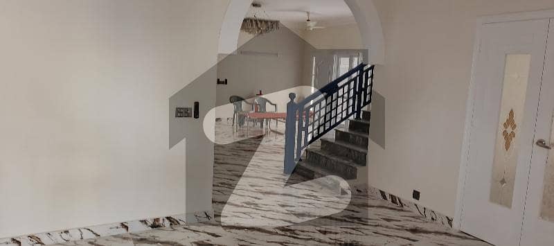 ڈی ایچ اے فیز 7 ڈی ایچ اے ڈیفینس,کراچی میں 6 کمروں کا 1 کنال مکان 4.5 لاکھ میں کرایہ پر دستیاب ہے۔ ڈی ایچ اے فیز 7 ڈی ایچ اے ڈیفینس,کراچی میں 6 کمروں کا 1 کنال مکان 4.5 لاکھ میں کرایہ پر دستیاب ہے۔