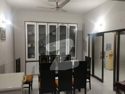 نشیمنِ اقبال لاہور میں 5 کمروں کا 10 مرلہ مکان 3.4 کروڑ میں برائے فروخت۔ نشیمنِ اقبال لاہور میں 5 کمروں کا 10 مرلہ مکان 3.4 کروڑ میں برائے فروخت۔