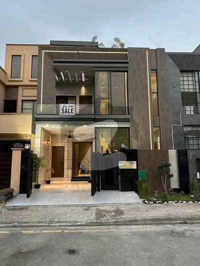 5 MARLA ULTRA MODERN HOUSE FOR SALE NEAR PARK IN DHA 9 TOWN DHA 9 Town, DHA Defence, Lahore, Punjab