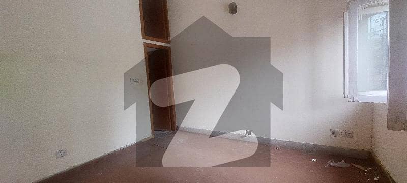 Ground Floor With Basement Available For Rent Ground Floor With Basement Available For Rent