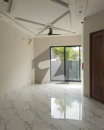 5 Marla Ultra Modern Dream Home in DHA 9 Town for Sale