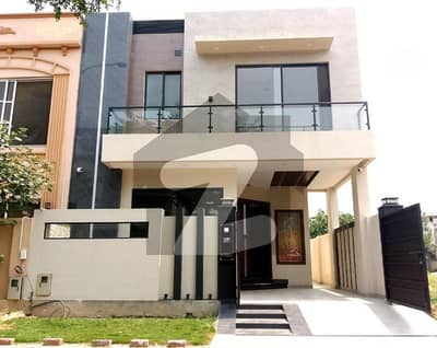 Modern Lifestyle 5 Marla 3 Bed House Available Now in DHA 9 Town