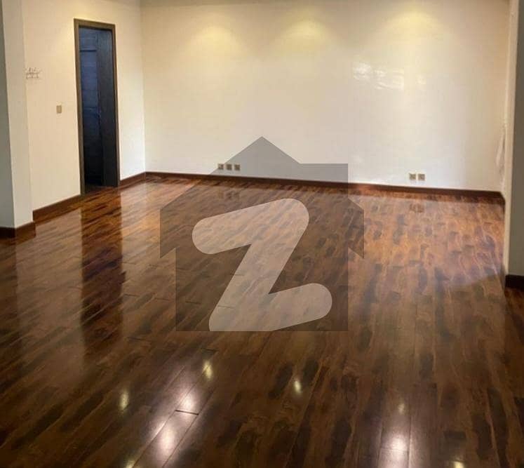 ایف ۔ 6 اسلام آباد میں 5 کمروں کا 4 کنال مکان 23.0 لاکھ میں کرایہ پر دستیاب ہے۔