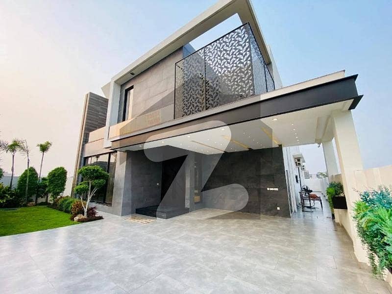 ٹاپ سٹی 1 اسلام آباد میں 8 کمروں کا 1 کنال مکان 6.9 کروڑ میں برائے فروخت۔ ٹاپ سٹی 1 اسلام آباد میں 8 کمروں کا 1 کنال مکان 6.9 کروڑ میں برائے فروخت۔