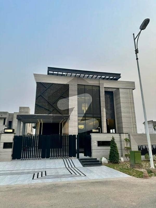 ٹاپ سٹی 1 اسلام آباد میں 8 کمروں کا 1 کنال مکان 7.1 کروڑ میں برائے فروخت۔ ٹاپ سٹی 1 اسلام آباد میں 8 کمروں کا 1 کنال مکان 7.1 کروڑ میں برائے فروخت۔