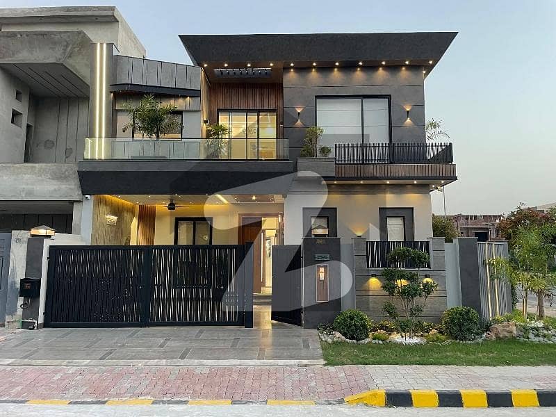 Top City 10 Marla House For Sale