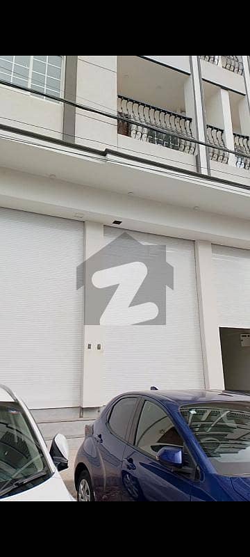 SHOWROOM