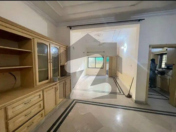 جی ۔ 15 اسلام آباد میں 2 کمروں کا 7 مرلہ زیریں پورشن 50.0 ہزار میں کرایہ پر دستیاب ہے۔