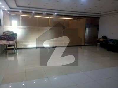 Office Upper Portion Available For Rent Lahore