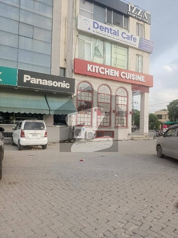 04 MARLA COMMERCIAL BUILDING WITH LIFT AVAILABLE 04 MARLA COMMERCIAL BUILDING WITH LIFT AVAILABLE