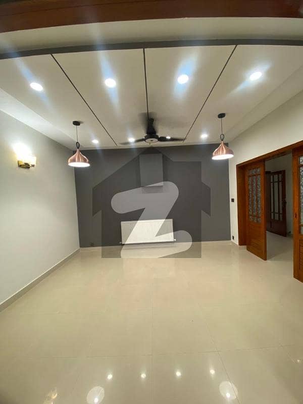 4 Bedroom Fully Renovated Apartment For Sale 4 Bedroom Fully Renovated Apartment For Sale
