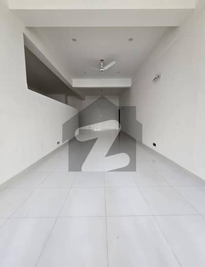 المرتضی کمرشل ایریا ڈی ایچ اے فیز 8,ڈی ایچ اے ڈیفینس,کراچی میں 5 مرلہ Studio دفتر 4.6 کروڑ میں برائے فروخت۔