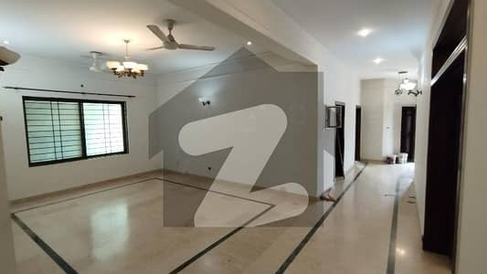 ای ۔ 11 اسلام آباد میں 3 کمروں کا 1 کنال زیریں پورشن 1.5 لاکھ میں کرایہ پر دستیاب ہے۔