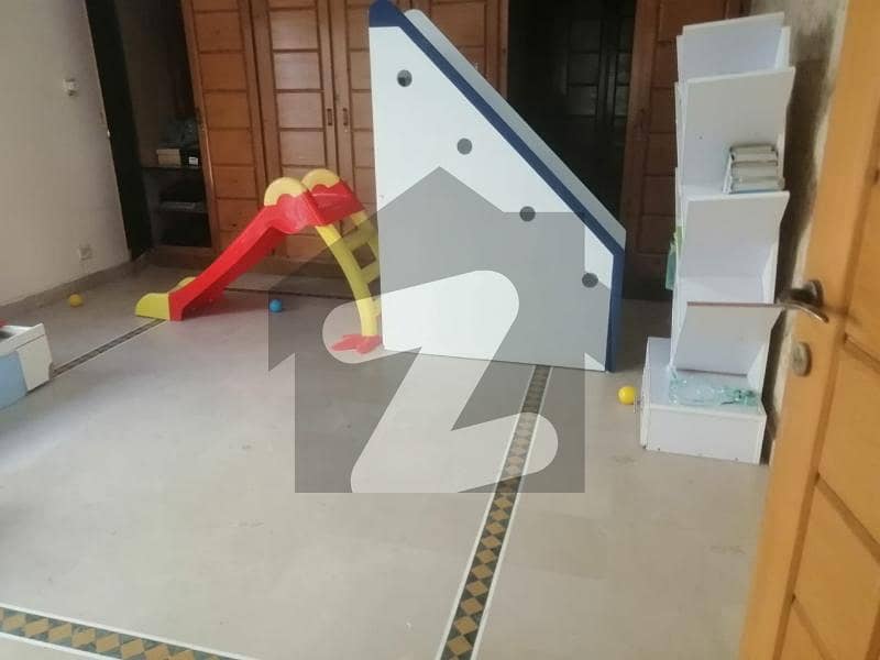 Askari 1 Second Floor Top Location Flat Askari 1 Second Floor Top Location Flat