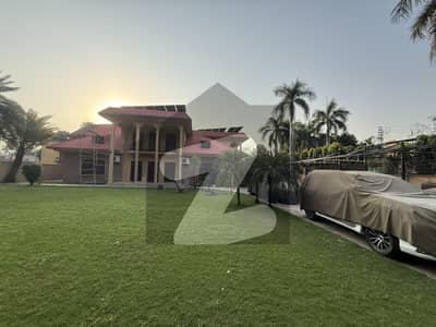 33 Marla Beautiful house for Sale Afzal cheema Road Near Chawinda Ground Sialkot Cantt