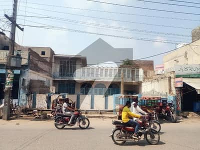 Main College Road Pakpattan House For Sale