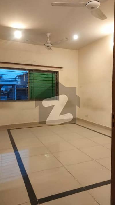 House For Rent 1Kanal In F/11 Islamabad