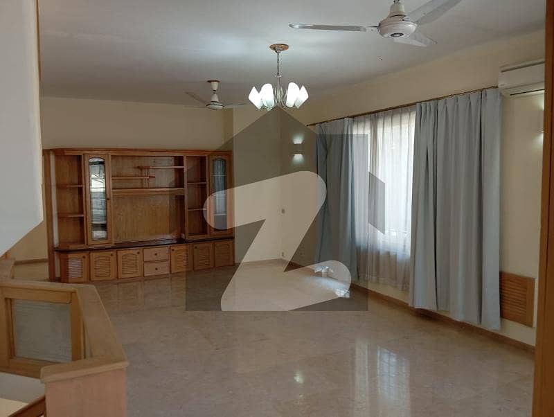 ایف ۔ 6 اسلام آباد میں 4 کمروں کا 1 کنال مکان 8.5 لاکھ میں کرایہ پر دستیاب ہے۔ ایف ۔ 6 اسلام آباد میں 4 کمروں کا 1 کنال مکان 8.5 لاکھ میں کرایہ پر دستیاب ہے۔