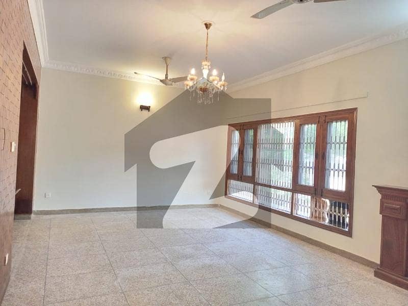 ایف ۔ 10 اسلام آباد میں 5 کمروں کا 1 کنال مکان 3.9 لاکھ میں کرایہ پر دستیاب ہے۔ ایف ۔ 10 اسلام آباد میں 5 کمروں کا 1 کنال مکان 3.9 لاکھ میں کرایہ پر دستیاب ہے۔