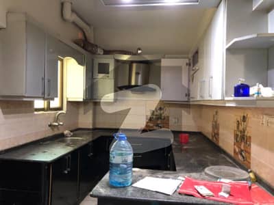 3 BED DD Flat Available For Rent