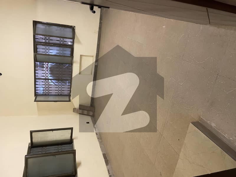 1 Kanal House Available For Rent On Sarwar Road