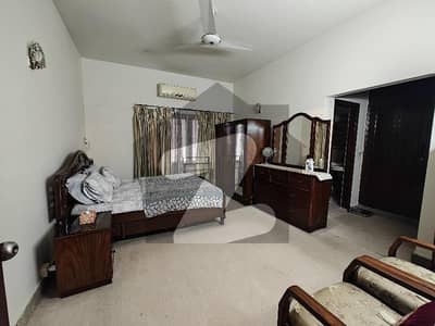 جی ۔ 10/2 جی ۔ 10,اسلام آباد میں 8 کمروں کا 1 کنال مکان 19.0 کروڑ میں برائے فروخت۔