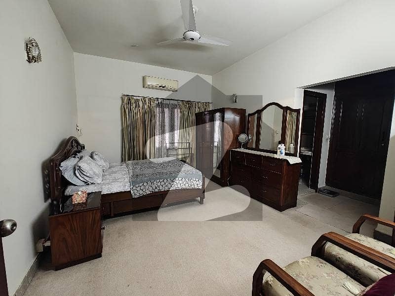 جی ۔ 10/2 جی ۔ 10,اسلام آباد میں 8 کمروں کا 1 کنال مکان 19.0 کروڑ میں برائے فروخت۔ جی ۔ 10/2 جی ۔ 10,اسلام آباد میں 8 کمروں کا 1 کنال مکان 19.0 کروڑ میں برائے فروخت۔
