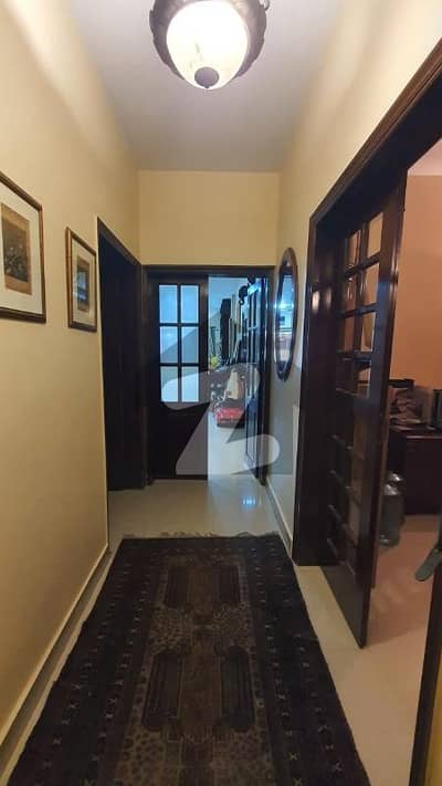 سوِل لائنز کراچی میں 3 کمروں کا 9 مرلہ فلیٹ 5.95 کروڑ میں برائے فروخت۔