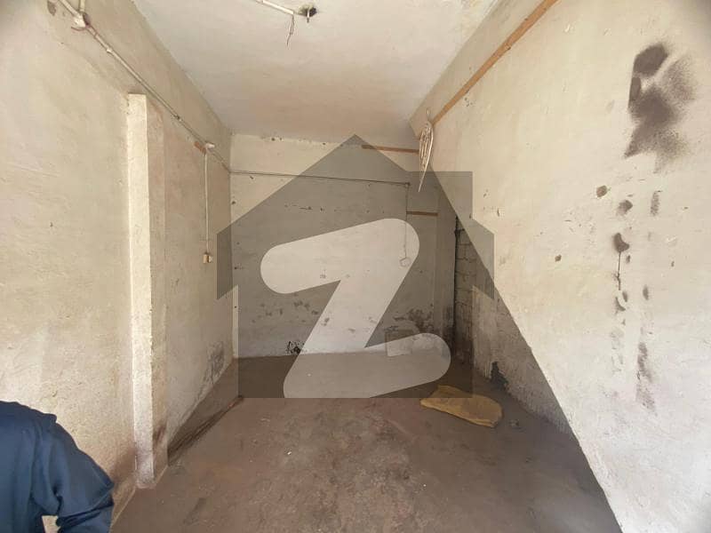 لیاقت آباد - بلاک 5 لیاقت آباد,کراچی میں 1 مرلہ دکان 90.0 لاکھ میں برائے فروخت۔