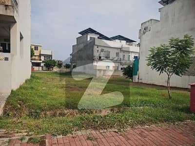 Very ideal plot in SEC H
