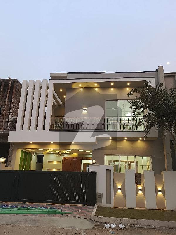 گلبرگ گرینز گلبرگ,اسلام آباد میں 4 کمروں کا 7 مرلہ مکان 3.7 کروڑ میں برائے فروخت۔