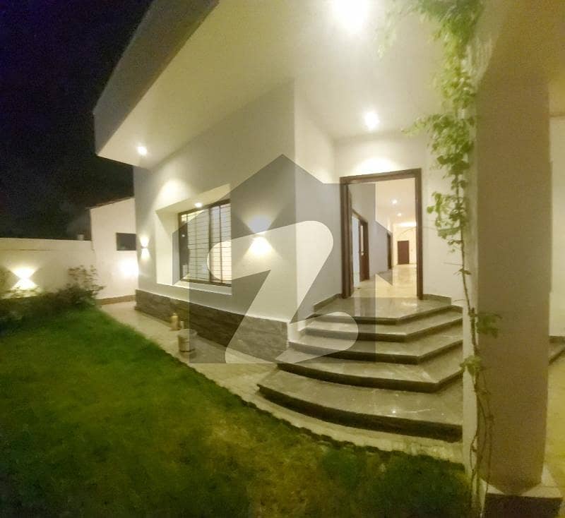 600 Yards Fully Renovated House For Rent