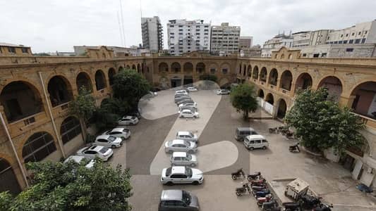Prime Location I. I. Chundrigar Road 1890 Square Feet Office Up For rent