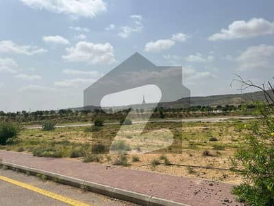 "Prime 120 Yards Plot for Sale in Block M, Naya Nazimabad"