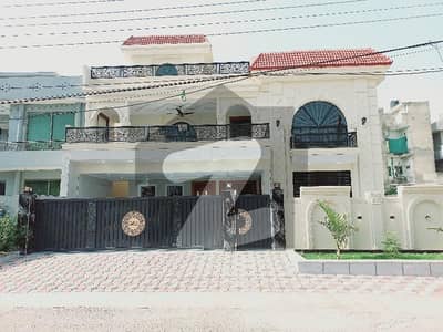 One Kanal Full Luxury Brand New House For Sale One Kanal Full Luxury Brand New House For Sale